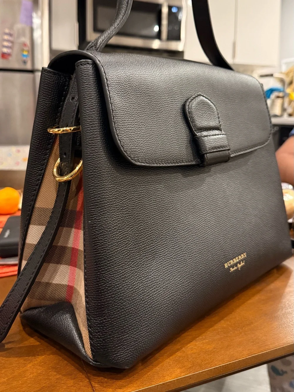 NEGOTIABLE - Burberry Handbag Camberley Derby Leather BLACK
